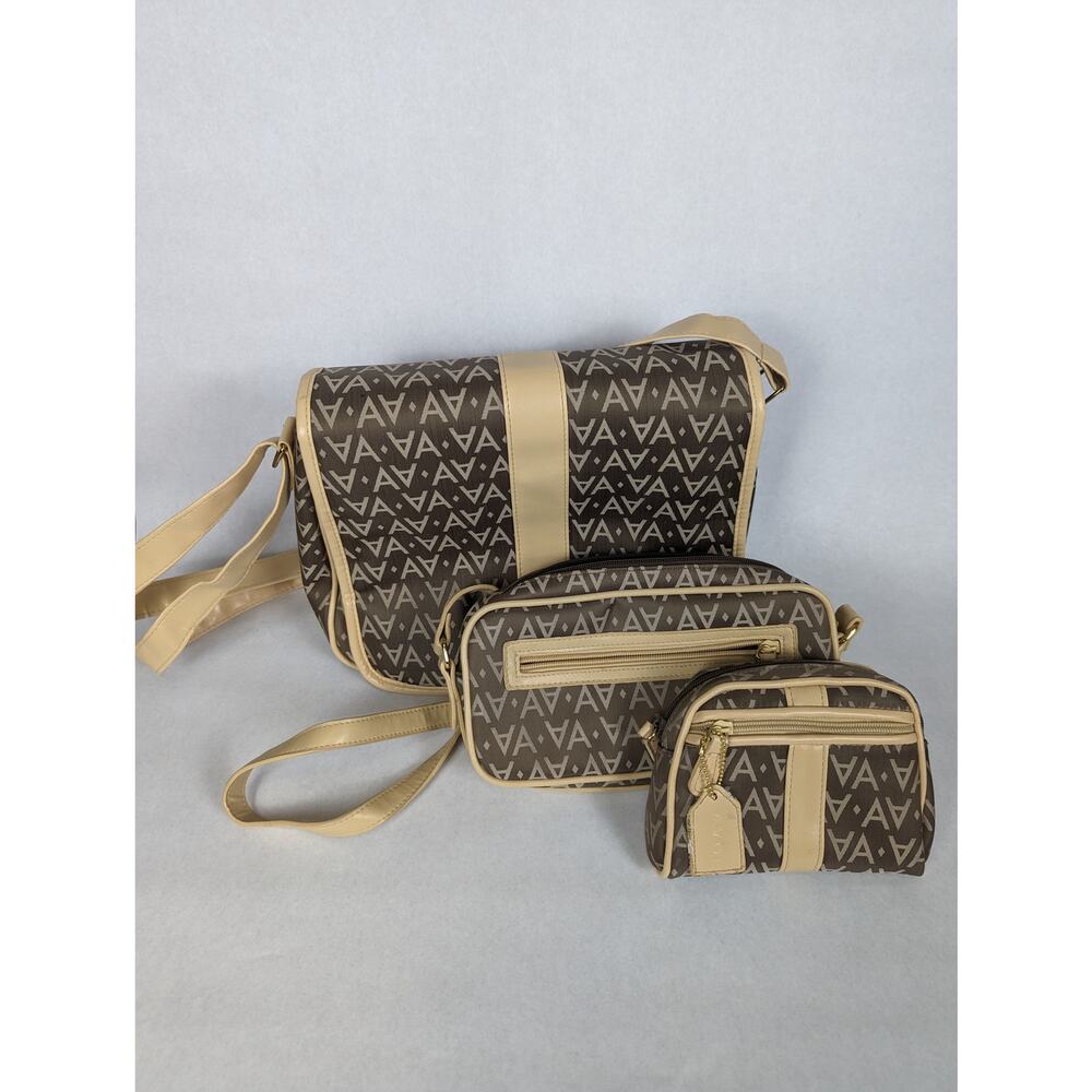Avon Signature Collection 3 PC Travel Set Brown Tan Saddle Bag, Purse, & Pouch